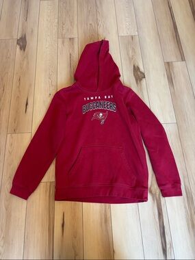 NFL Youth Red Tampa Bay Buccaneers Pullover Hoodie